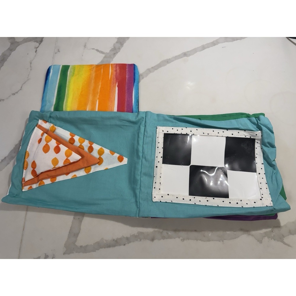 Lovevery Charmer Soft Book Baby Sensory Toy Montessori High Contrast Cards